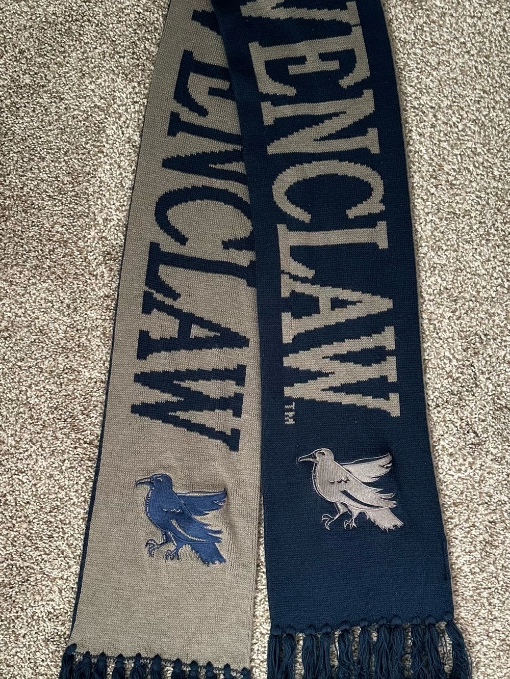 Wizarding World of Harry Potter Reversible Ravenclaw Scarf